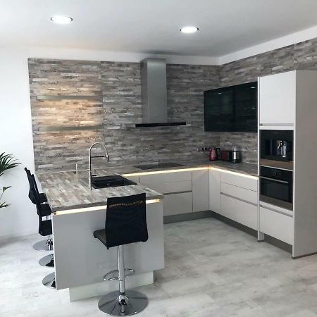 Luxusni Apartman Primo V Centru U Hotelu Thermal Karlovy Vary Bagian luar foto