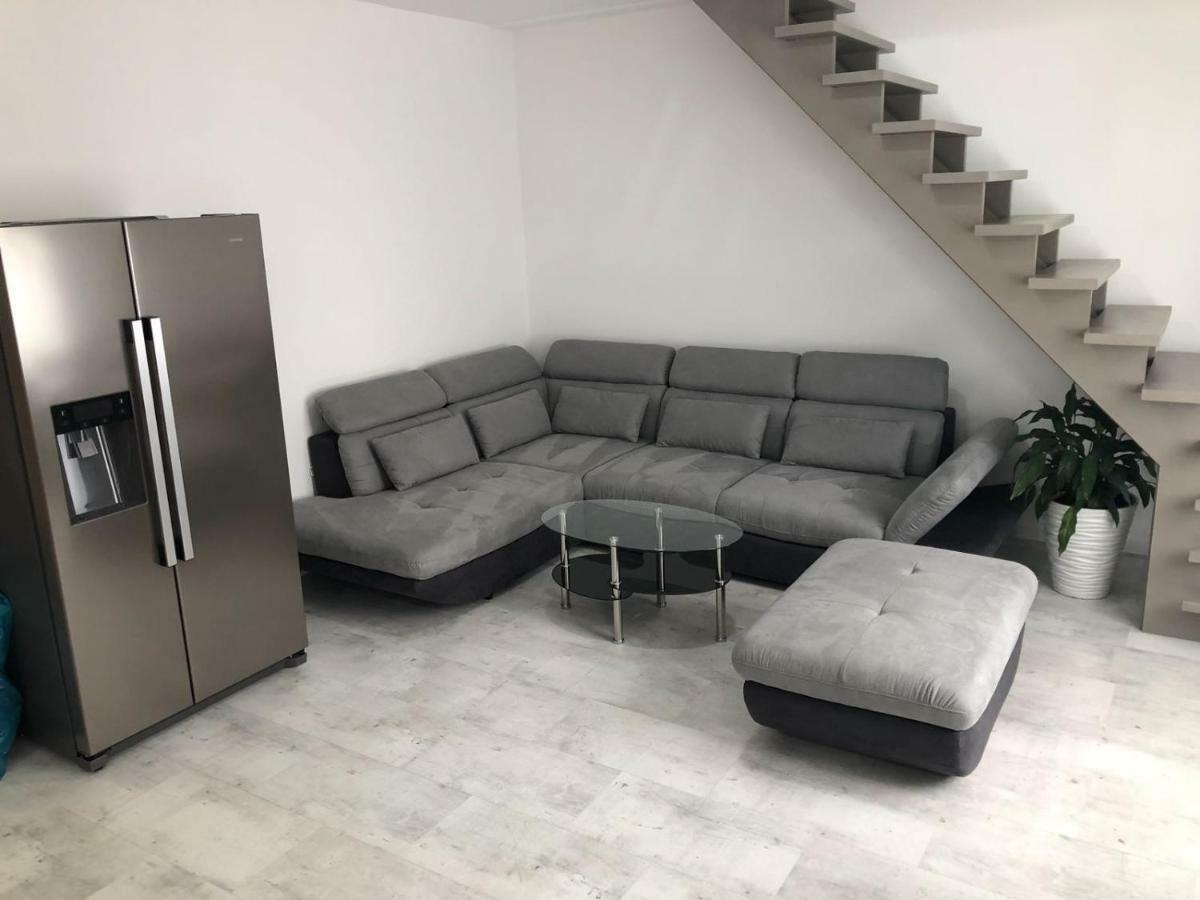 Luxusni Apartman Primo V Centru U Hotelu Thermal Karlovy Vary Bagian luar foto